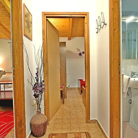 Pino Apartment *